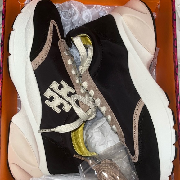NEW IN BOX! Tory Burch: Good Luck Trainer (Color: Black/Cream, Size: 7.5 US) - Picture 7 of 15